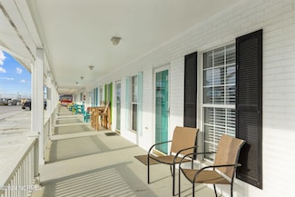 201 Henderson Blvd Unit 8, Atlantic Beach, NC 28512