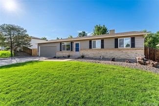 3082 S Laredo Cir, Aurora, CO 80013