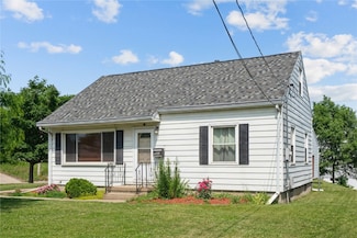 2901 J St SW, Cedar Rapids, IA 52404