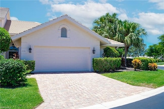 2116 Paget Cir Unit 1, Naples, FL 34112