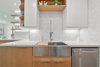 5110 San Felipe St Unit 97W, Houston, TX 77056