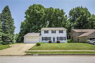 1016 Liberty Ln NW, North Canton, OH 44720