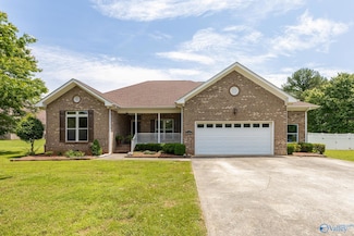 11228 Stewart Rd, Tanner, AL 35671