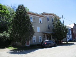 4 Railroad St, Randolph, VT 05060