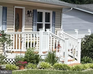 25250 Pinto Dr, Hollywood, MD 20636
