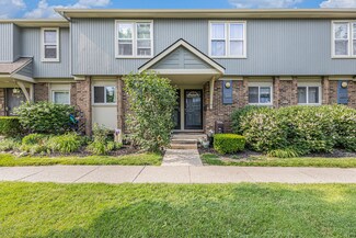 249 N Maple Rd, Saline, MI 48176