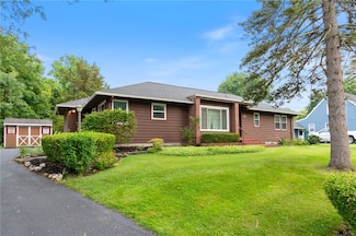 131 Rose Dr, Newark, NY 14513