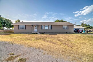 6511 6511 W Bois D'Arc, Duncan, OK 73533