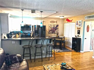 2400 NE 10th St Unit 411, Pompano Beach, FL 33062