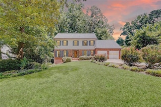 1049 Seven Springs Cir, Marietta, GA 30068