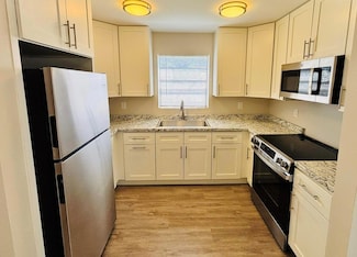 3082 Swain Blvd, Greenacres, FL 33463