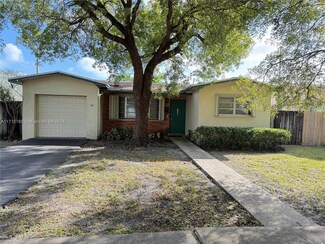 821 E Chaminade Dr, Hollywood, FL 33021