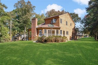 14 South Trail, Narragansett, RI 02882