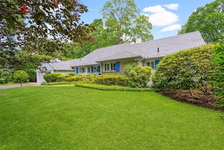18 Kent Rd, Scarsdale, NY 10583