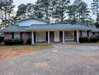 128 Elaine Ave, Camden, AR 71701