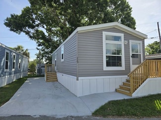 3301 58th Ave N Unit 229, Saint Petersburg, FL 33714