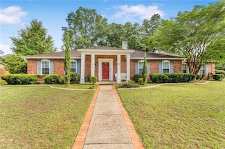 5721 Long Meadow Rd, Mobile, AL 36609