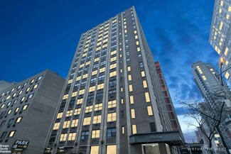 200 E 24th St Unit 604, New York, NY 10010