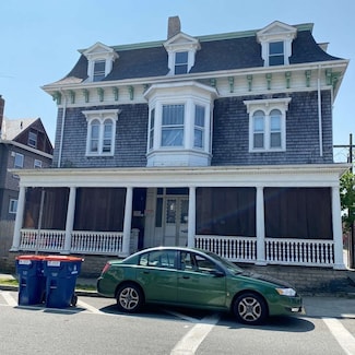 120 Mill St Unit 2E, New Bedford, MA 02740