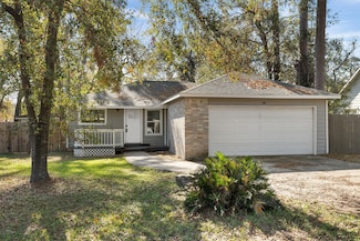 607 Cactus Dr, Conroe, TX 77385