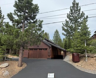 13596 Hillside Dr, Truckee, CA 96161