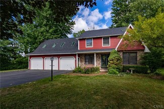 8852 Lombardi Dr, Cicero, NY 13039