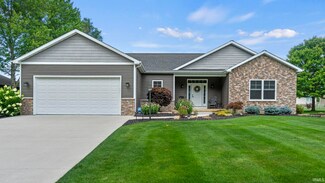2660 E Muirfield Rd, Winona Lake, IN 46590