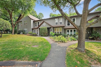 6 Elmwood Cir Unit 286, Peekskill, NY 10566