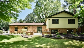 11099 Meadow Lark Ln, Belvidere, IL 61008