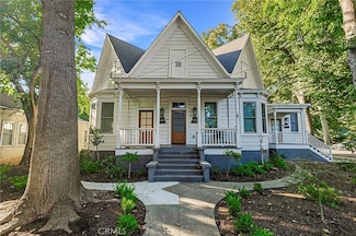 494 E 5th St, Chico, CA 95928