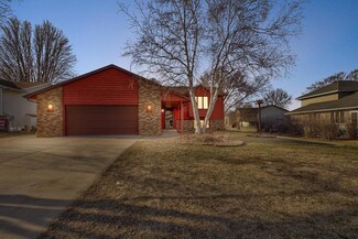 1206 19th St SW, Faribault, MN 55021