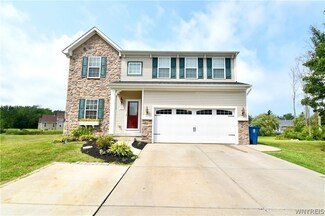 6260 Eckhardt Rd Unit 43, Lake View, NY 14085