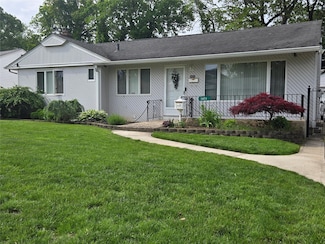 1671 Greenway Blvd, Valley Stream, NY 11580