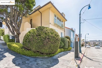 2 Westgate Dr, San Francisco, CA 94127