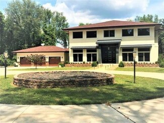68634 W Banks Dr, Edwardsburg, MI 49112