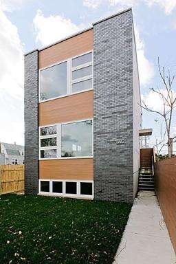 3526 N Kolmar Ave, Chicago, IL 60641
