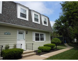 27 Saco St Unit 27, Newton Upper Falls, MA 02464