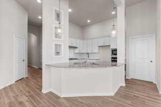 6227 Park Landing Dr, Baytown, TX 77521