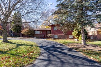 1937 Millbank St SE, Grand Rapids, MI 49508