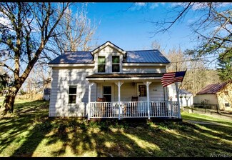 9189 State Rd, Colden, NY 14033