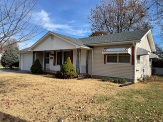 1336 S Ellsworth Ave, Marshall, MO 65340
