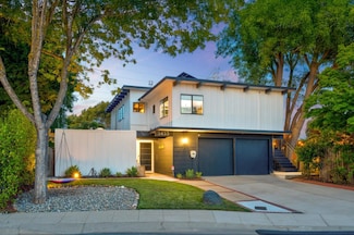 3433 Kenneth Dr, Palo Alto, CA 94303