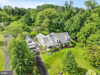 215 Copples Ln, Wallingford, PA 19086