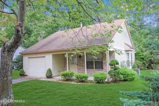 20 Morning Glory Ln, Whiting, NJ 08759