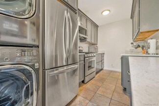 19916 21st Ave Unit 1336, Whitestone, NY 11357