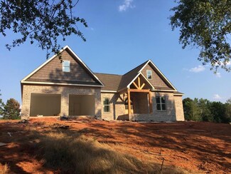 1251 Hill Top Rd, Newton, AL 36352