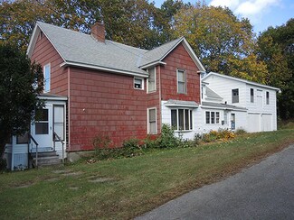14 Bryant Rd, Dexter, ME 04930