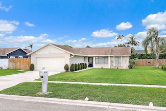 110 Parkwood Dr, Royal Palm Beach, FL 33411