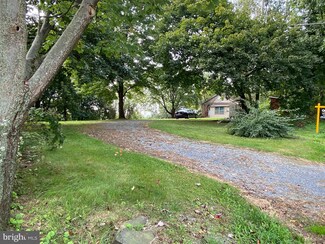 255 Bachmoll Rd, Hamburg, PA 19526