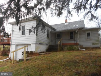 335 Hidden Valley Rd, Pine Grove, PA 17963